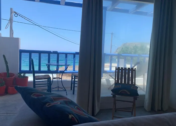 Romantic House 6 Steps From The Sea